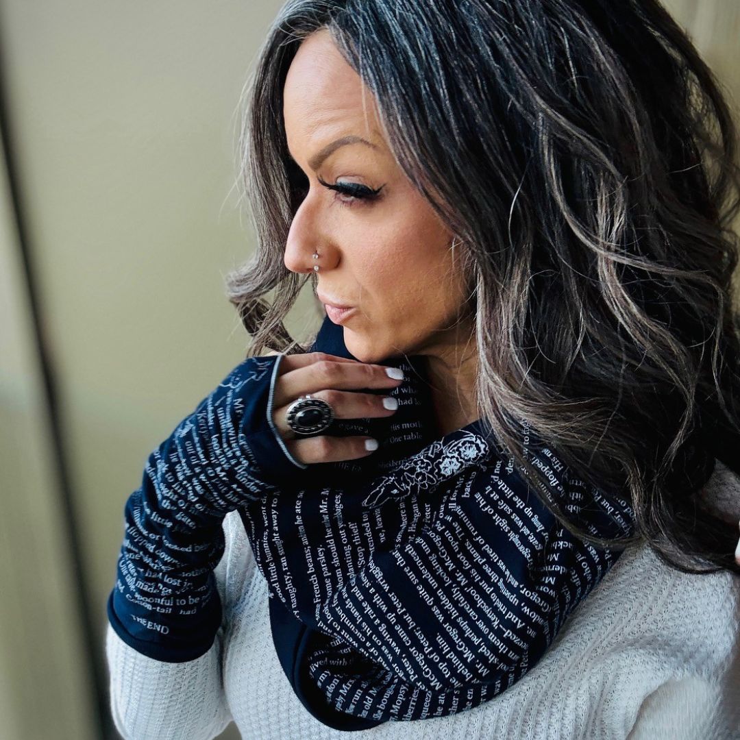 The Tale of Peter Rabbit Writing Gloves